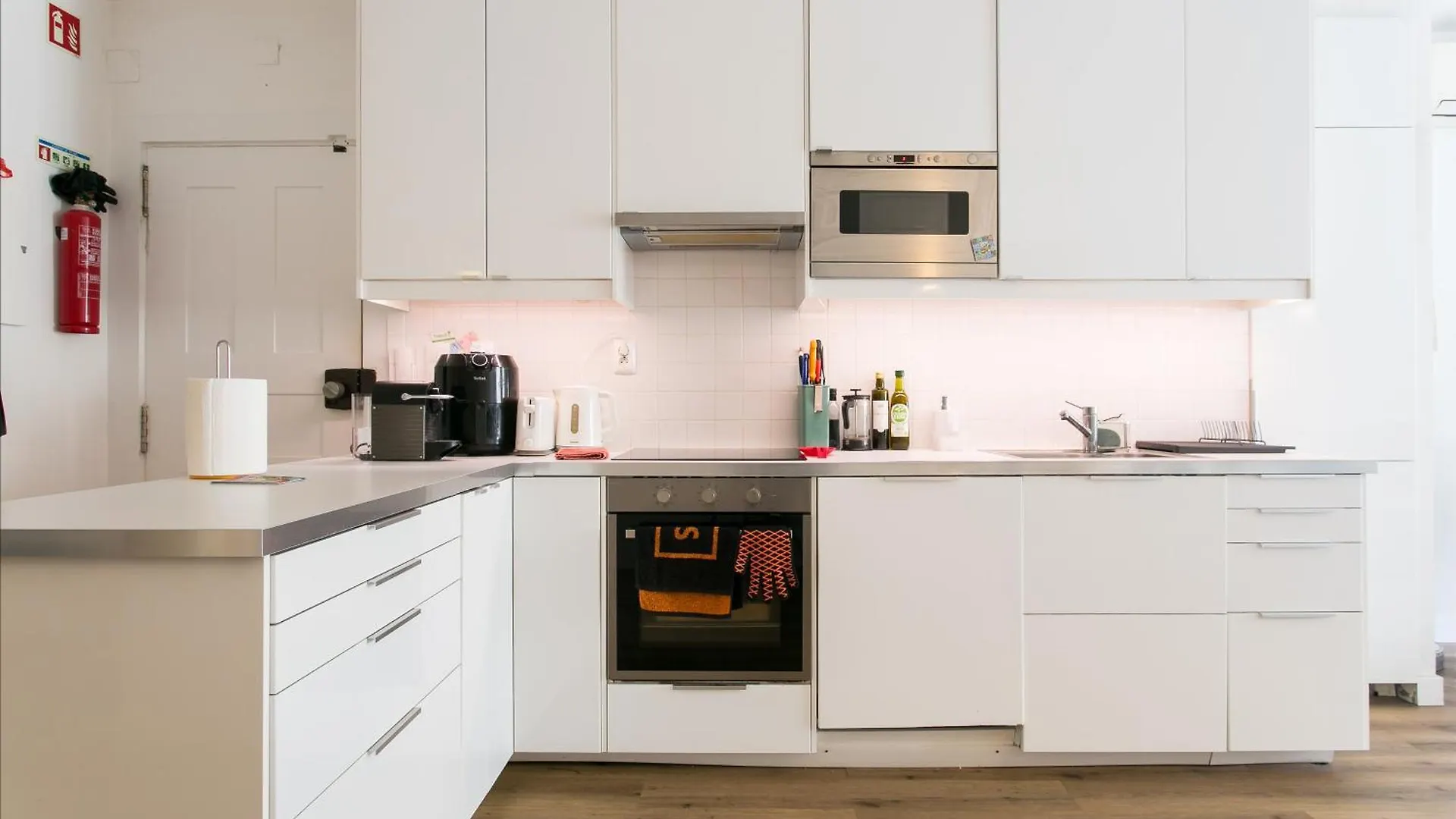 Cozy Apartment In Amazing Location! Lisbon