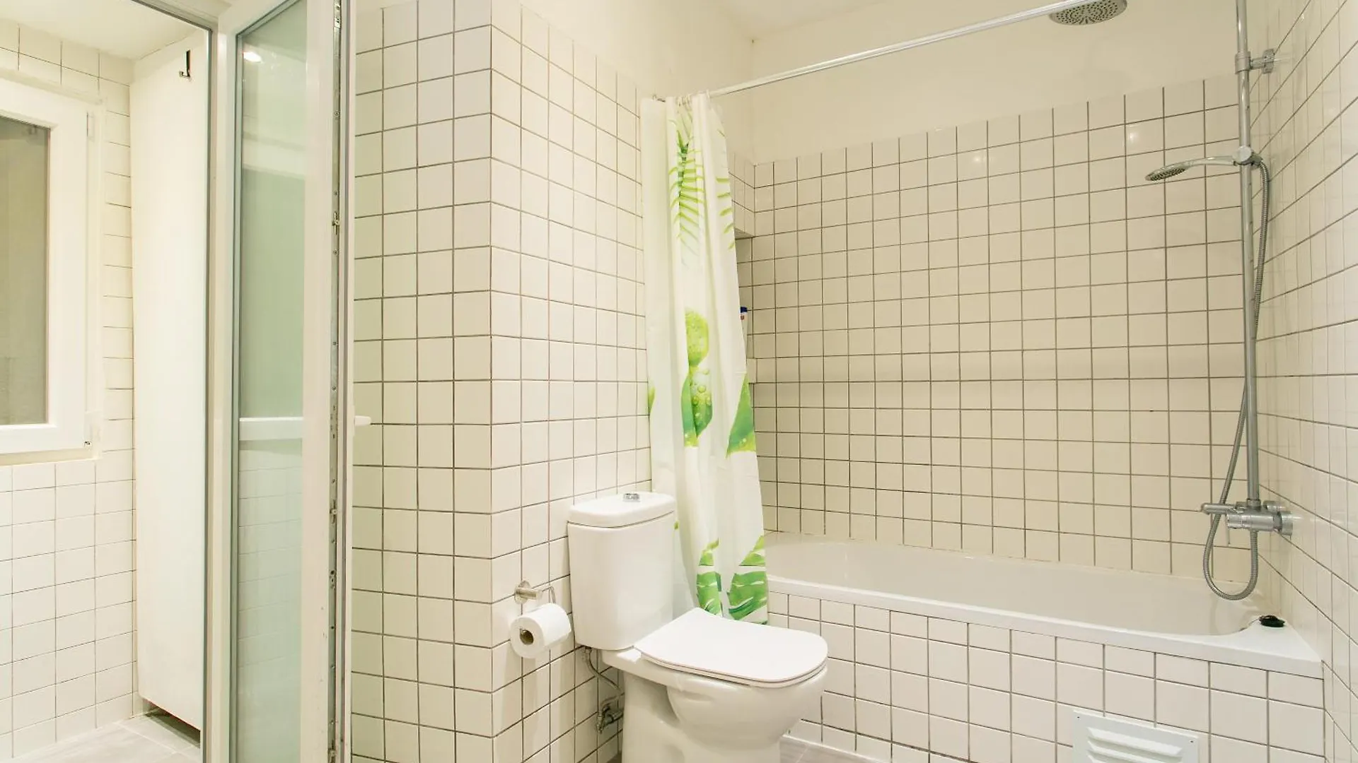 Cozy Apartment In Amazing Location! Lisbon 0*,  Portugal